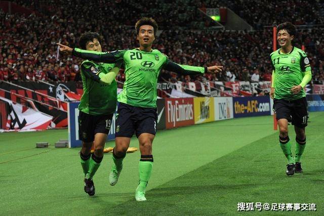 宁波FC首发阵容：双外援首发出战，张凌峰再获首发机会 ​​​